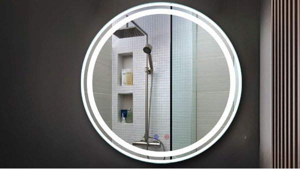 卫生间LED镜子：现代家居的必备之选